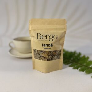 alt=" cha digestivo natural Iande com espinheira santa boldo alcachofra hortela macela erva doce e louro Bergo Botica"