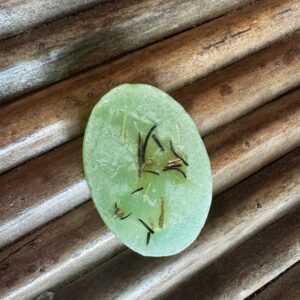 alt="sabonete de capim-limão artesanal natural glicerina vegetal Bergo Botica"